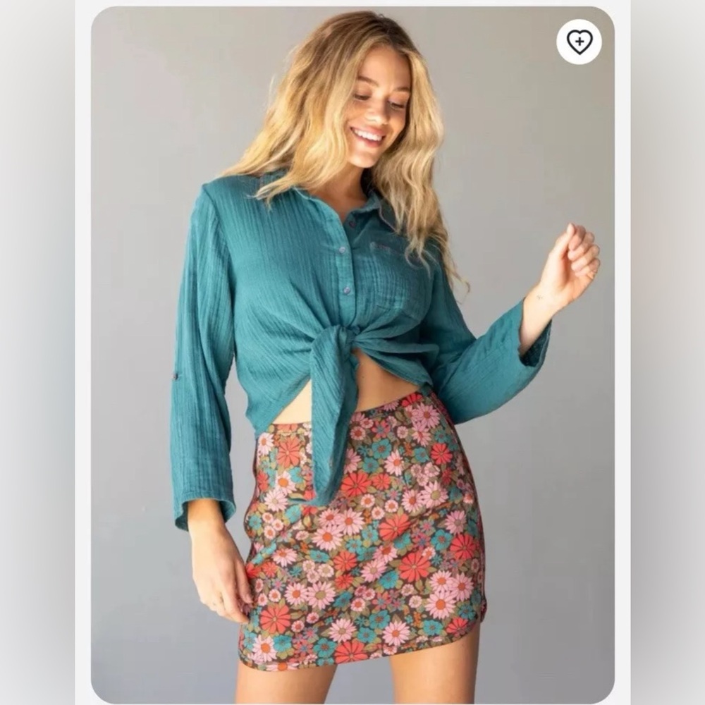NWT |  Natural Life | Small Rachel Mini Skirt Coral Turquoise Floral Athletic